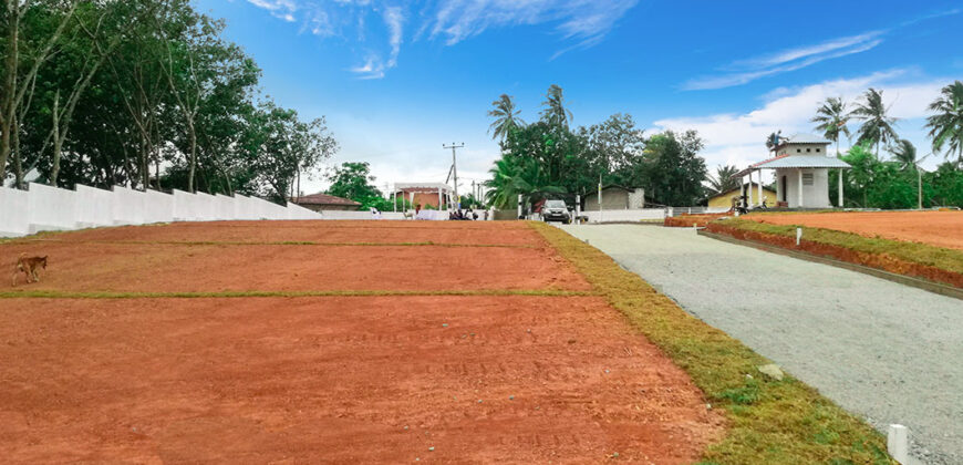 Athurugiriya Near Town Luxurious Land Plots for Sale