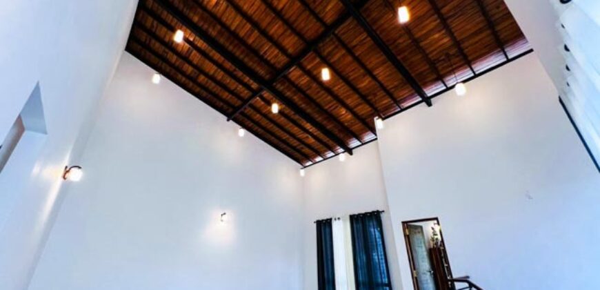 House for Sale – Athurugiriya