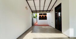 House for Sale – Athurugiriya